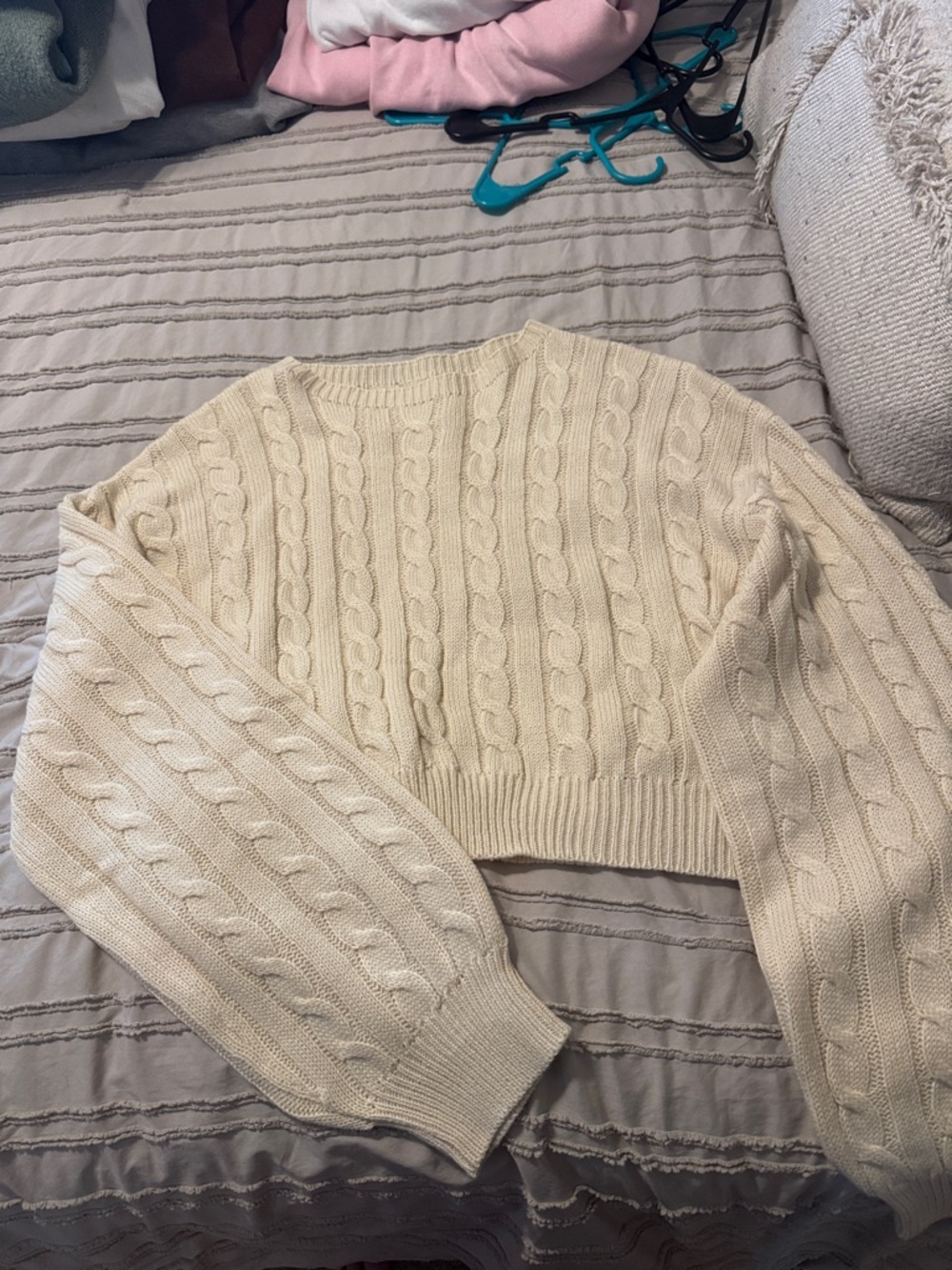 Cream Cable Knit Women’s Sweater - Classic Cropped Crewneck